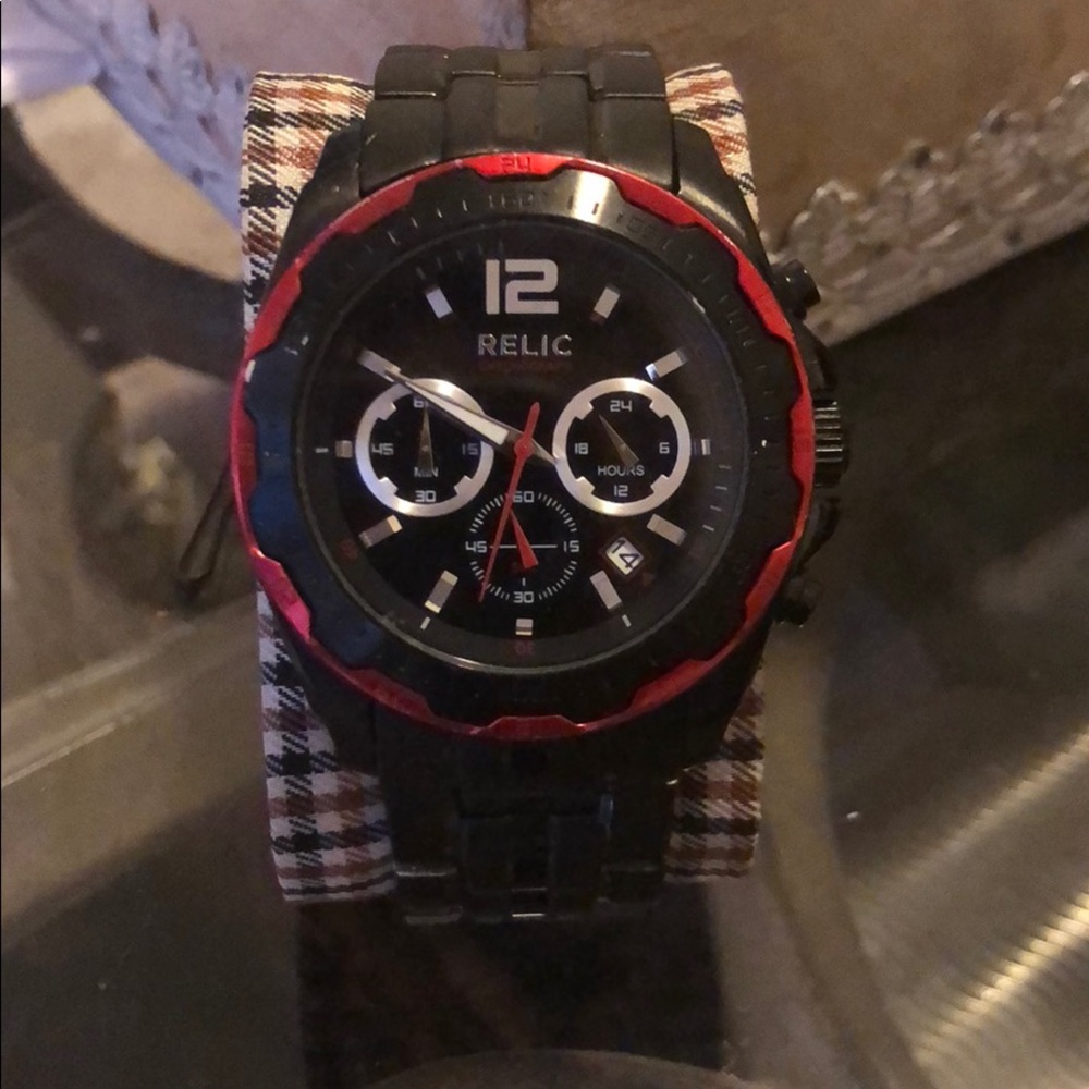 Relic Men’s Watch - Picture 2 of 4
